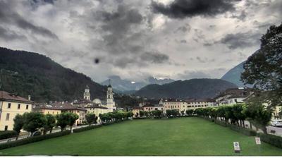 immagine della webcam nei dintorni di Belluno: webcam Agordo