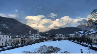 immagine della webcam nei dintorni di Coldemies: webcam Agordo