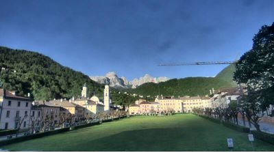 immagine della webcam nei dintorni di Pianaz: webcam Agordo