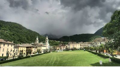 immagine della webcam nei dintorni di San Martino di Castrozza: webcam Agordo