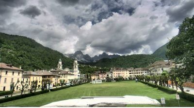 immagine della webcam nei dintorni di San Martino di Castrozza: webcam Agordo