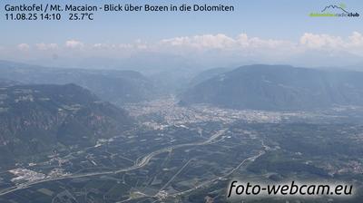 immagine della webcam nei dintorni di Caldaro sulla Strada del Vino: webcam Andriano