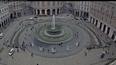 immagine della webcam nei dintorni di Pratozanino: webcam Voltri