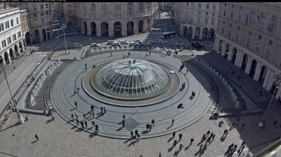 immagine della webcam nei dintorni di Pratozanino: webcam Voltri