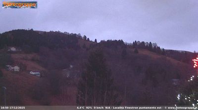 immagine della webcam nei dintorni di Monte Grappa: webcam Cismon del Grappa