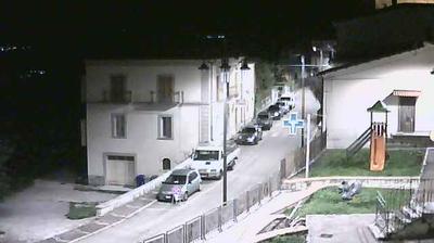 immagine della webcam nei dintorni di Villetta Barrea: webcam Acquaviva d'Isernia