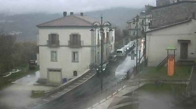 immagine della webcam nei dintorni di Schiavi di Abruzzo: webcam Acquaviva d'Isernia