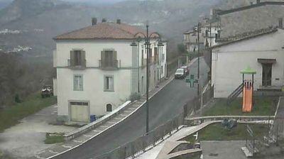 immagine della webcam nei dintorni di Castel di Sangro: webcam Acquaviva d'Isernia