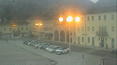 immagine della webcam nei dintorni di Verzegnis: webcam Maniago