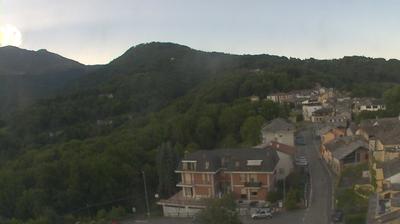 immagine della webcam nei dintorni di Traversella: webcam Castelnuovo Nigra