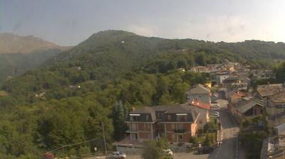 immagine della webcam nei dintorni di Ronco Canavese: webcam Castelnuovo Nigra