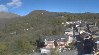 immagine della webcam nei dintorni di Ronco Canavese: webcam Castelnuovo Nigra