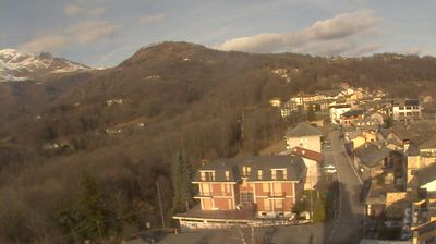 immagine della webcam nei dintorni di Chiesanuova: webcam Castelnuovo Nigra