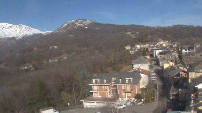 immagine della webcam nei dintorni di Salassa: webcam Castelnuovo Nigra