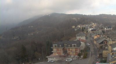 immagine della webcam nei dintorni di Vialfrè: webcam Castelnuovo Nigra