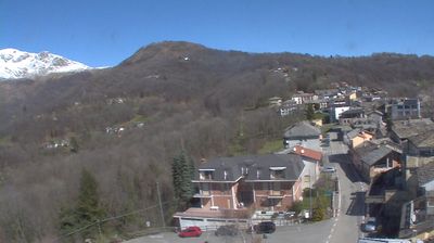 immagine della webcam nei dintorni di Cuorgnè: webcam Castelnuovo Nigra