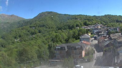 immagine della webcam nei dintorni di Cuorgnè: webcam Castelnuovo Nigra