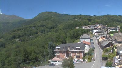 immagine della webcam nei dintorni di Canischio: webcam Castelnuovo Nigra