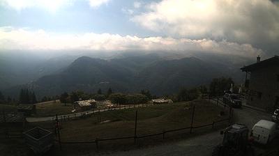 immagine della webcam nei dintorni di Crissolo Pian delle Regine: webcam Ostana