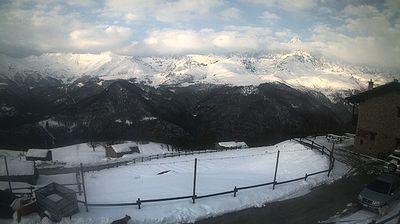 immagine della webcam nei dintorni di Villar Pellice: webcam Ostana