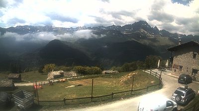 immagine della webcam nei dintorni di Paesana: webcam Ostana