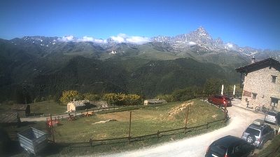 immagine della webcam nei dintorni di Rucas di Bagnolo: webcam Ostana