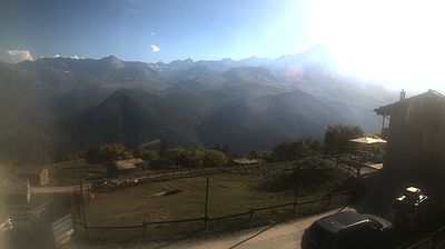 immagine della webcam nei dintorni di Torre Pellice: webcam Ostana