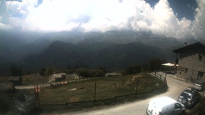 immagine della webcam nei dintorni di Sampeyre: webcam Ostana
