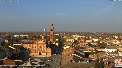 immagine della webcam nei dintorni di Bagnolo in Piano: webcam Novellara