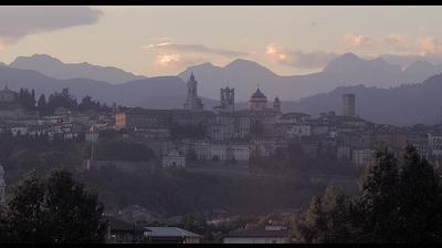 immagine della webcam nei dintorni di Bergamo Città Alta: webcam Orio al Serio