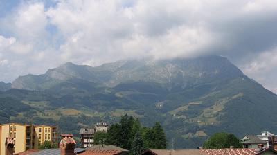 immagine della webcam nei dintorni di Piazzatorre: webcam Piani di Bobbio