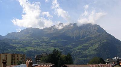 immagine della webcam nei dintorni di Introbio: webcam Piani di Bobbio