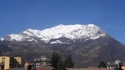 immagine della webcam nei dintorni di Alpe Giumello: webcam Barzio