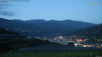 immagine della webcam nei dintorni di Campo di Trens: webcam Varna