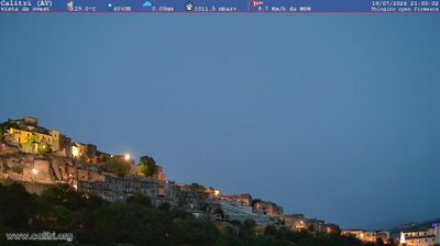 immagine della webcam nei dintorni di Sant'Agata di Puglia: webcam Calitri