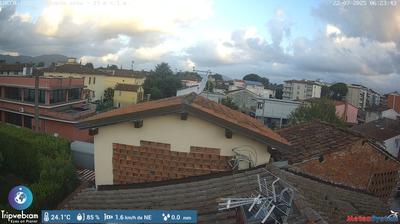 immagine della webcam nei dintorni di Barga: webcam Lucca
