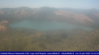 immagine della webcam nei dintorni di Serramonacesca: webcam Civitella Messer Raimondo