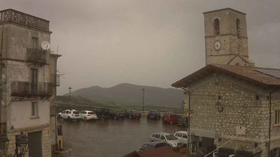 immagine della webcam nei dintorni di Schiavi di Abruzzo: webcam Civitaluparella