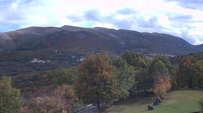 immagine della webcam nei dintorni di Sant'Eusanio Forconese: webcam Lucoli