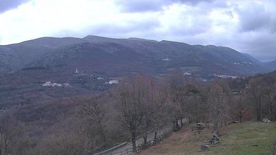immagine della webcam nei dintorni di L'Aquila: webcam Lucoli