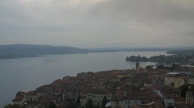 immagine della webcam nei dintorni di Madonna del Sasso: webcam Arona