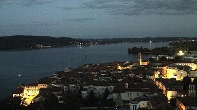immagine della webcam nei dintorni di Bolzano Novarese: webcam Arona