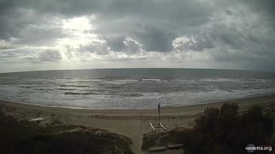 immagine della webcam nei dintorni di Roma Lido di Castel Fusano: webcam Torvaianica