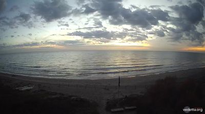 immagine della webcam nei dintorni di Castel Romano: webcam Pomezia