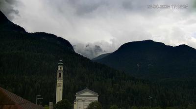 immagine della webcam nei dintorni di Comelico Superiore: webcam Domegge di Cadore