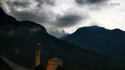 immagine della webcam nei dintorni di Calalzo di Cadore: webcam Domegge di Cadore