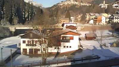 immagine della webcam nei dintorni di Auronzo di Cadore: webcam San Nicolò di Comelico