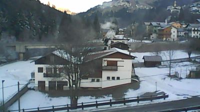 immagine della webcam nei dintorni di Campolongo di Cadore: webcam San Nicolò di Comelico