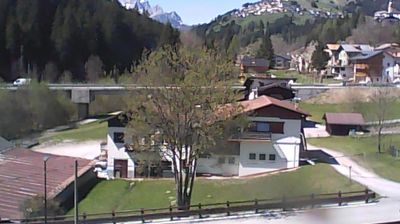 immagine della webcam nei dintorni di Monte Elmo: webcam San Nicolò di Comelico