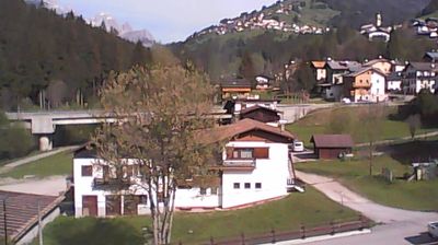 immagine della webcam nei dintorni di Forni di Sopra: webcam San Nicolò di Comelico